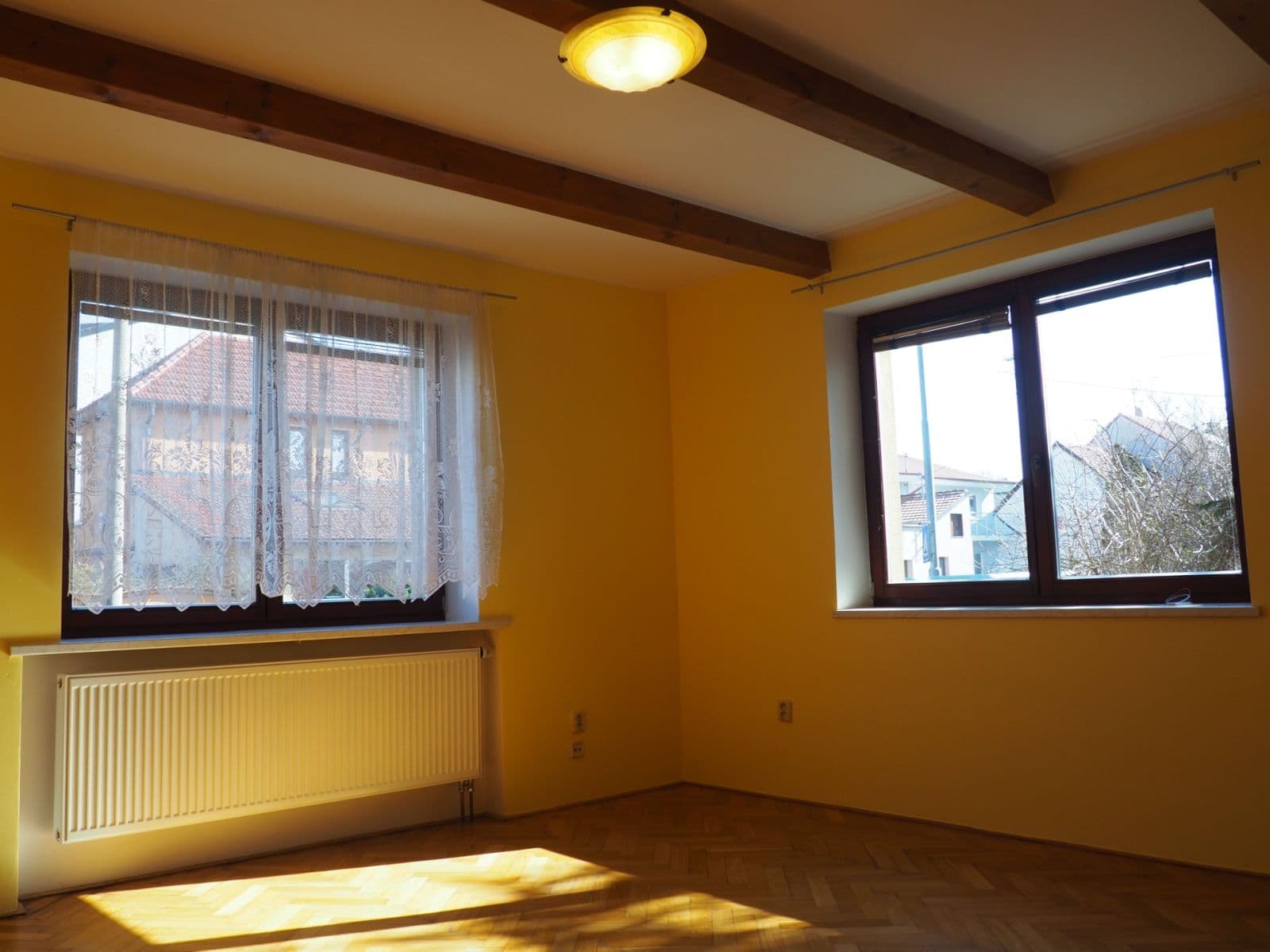 2 bedroom with open-plan kitchen flat to rent, 80 m², Šromova, Brno, Jihomoravský Region 2 bedroom with open-plan kitchen flat to rent, 80 m², Šromova, Brno, Jihomoravský Region