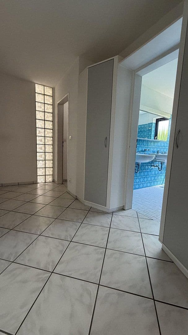 1 bedroom with open-plan kitchen flat for sale, 104 m², Engen, Baden-Württemberg 1 bedroom with open-plan kitchen flat for sale, 104 m², Engen, Baden-Württemberg