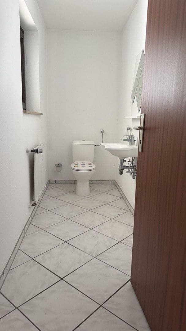 1 bedroom with open-plan kitchen flat for sale, 104 m², Engen, Baden-Württemberg 1 bedroom with open-plan kitchen flat for sale, 104 m², Engen, Baden-Württemberg