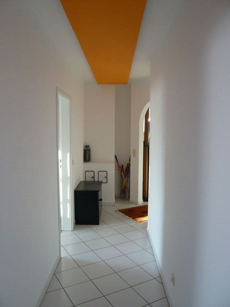 3 bedroom with open-plan kitchen flat to rent, 124 m², Hattersheim am Main, Hesse 3 bedroom with open-plan kitchen flat to rent, 124 m², Hattersheim am Main, Hesse