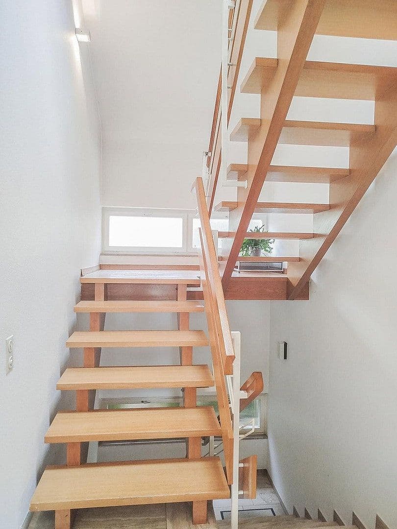 house for sale, 259 m², Kirchheim unter Teck, Baden-Württemberg house for sale, 259 m², Kirchheim unter Teck, Baden-Württemberg