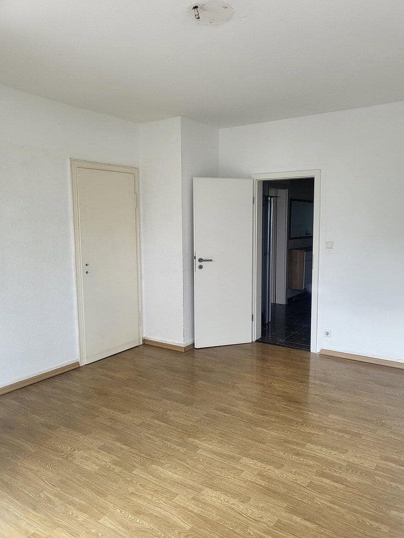3 bedroom with open-plan kitchen flat for sale, 117 m², Heilbronn, Baden-Württemberg 3 bedroom with open-plan kitchen flat for sale, 117 m², Heilbronn, Baden-Württemberg