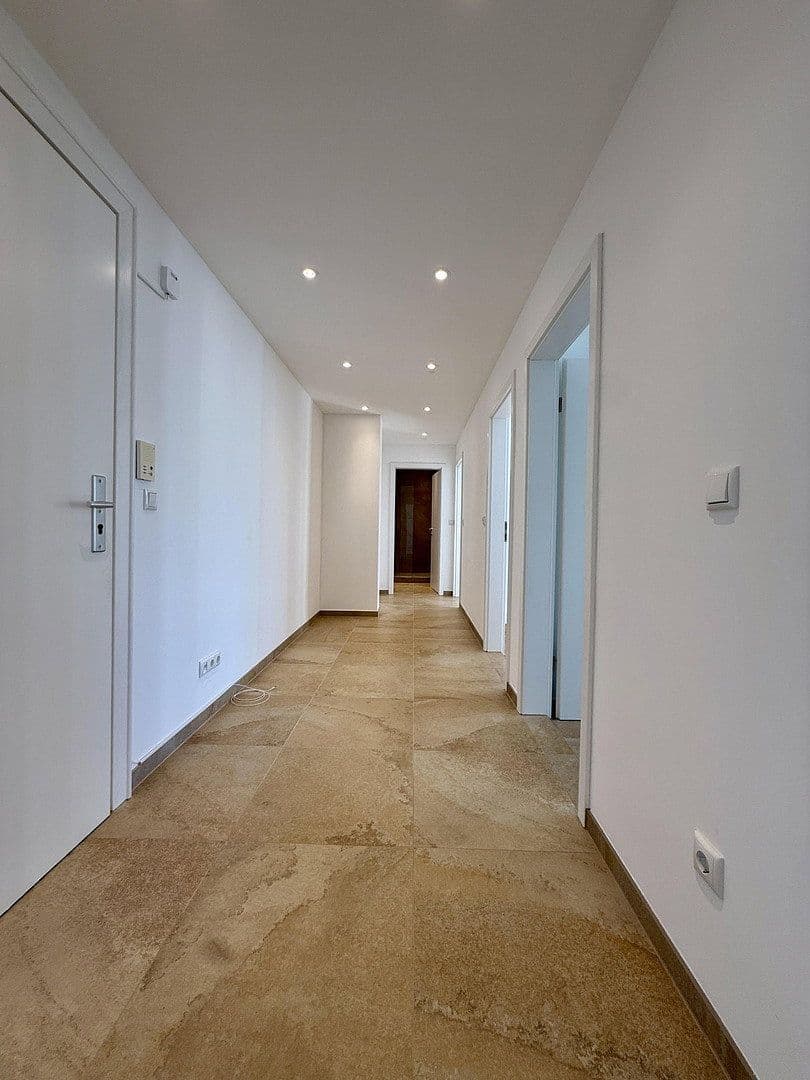 3 bedroom flat for sale, 70 m², Engadiner Strasse 36, München, Bavaria 3 bedroom flat for sale, 70 m², Engadiner Strasse 36, München, Bavaria