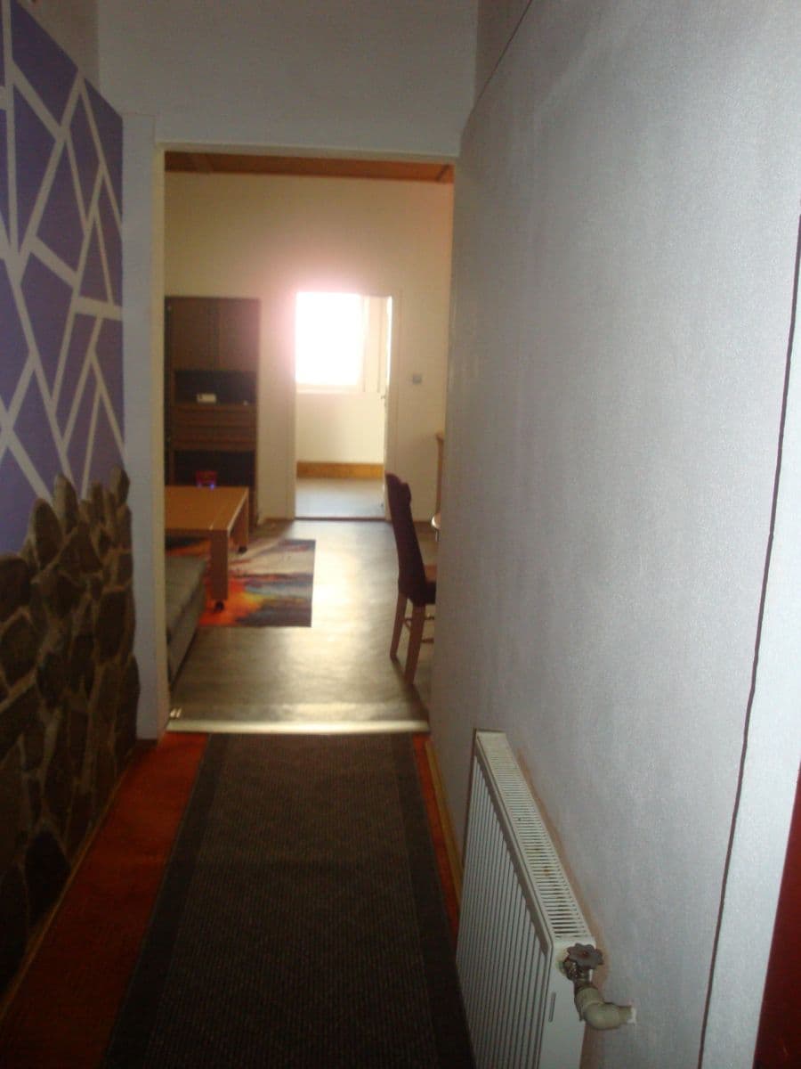 2 bedroom flat to rent, 70 m², Revoluční, Loket, Karlovarský Region 2 bedroom flat to rent, 70 m², Revoluční, Loket, Karlovarský Region