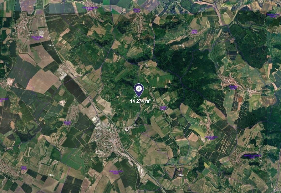 plot for sale, 14,274 m², Hustopeče, Jihomoravský Region plot for sale, 14,274 m², Hustopeče, Jihomoravský Region