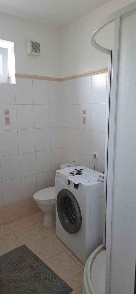 Studio flat to rent, 31 m², Zborovská, Hradec Králové, Královéhradecký Region Studio flat to rent, 31 m², Zborovská, Hradec Králové, Královéhradecký Region