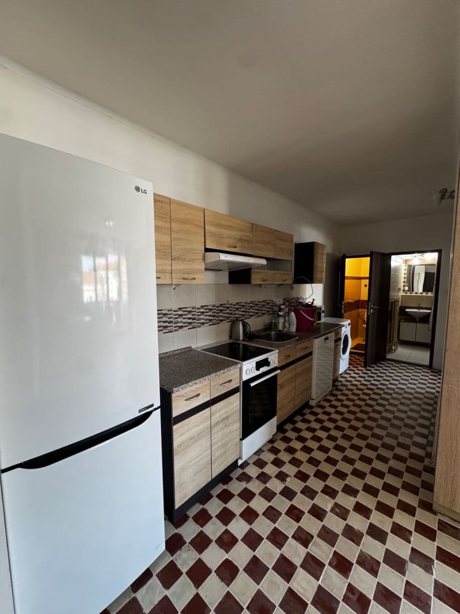2 bedroom with open-plan kitchen flat to rent, 70 m², Lexova, Pardubice, Pardubický Region 2 bedroom with open-plan kitchen flat to rent, 70 m², Lexova, Pardubice, Pardubický Region