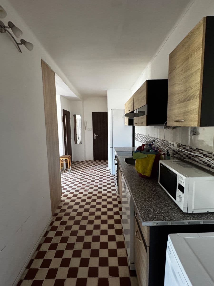 2 bedroom with open-plan kitchen flat to rent, 70 m², Lexova, Pardubice, Pardubický Region 2 bedroom with open-plan kitchen flat to rent, 70 m², Lexova, Pardubice, Pardubický Region