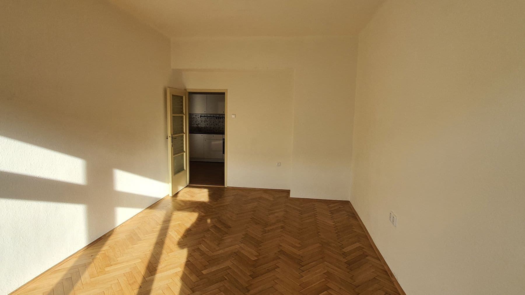 2 bedroom flat to rent, 54 m², Vršovická, Prague, Prague 2 bedroom flat to rent, 54 m², Vršovická, Prague, Prague