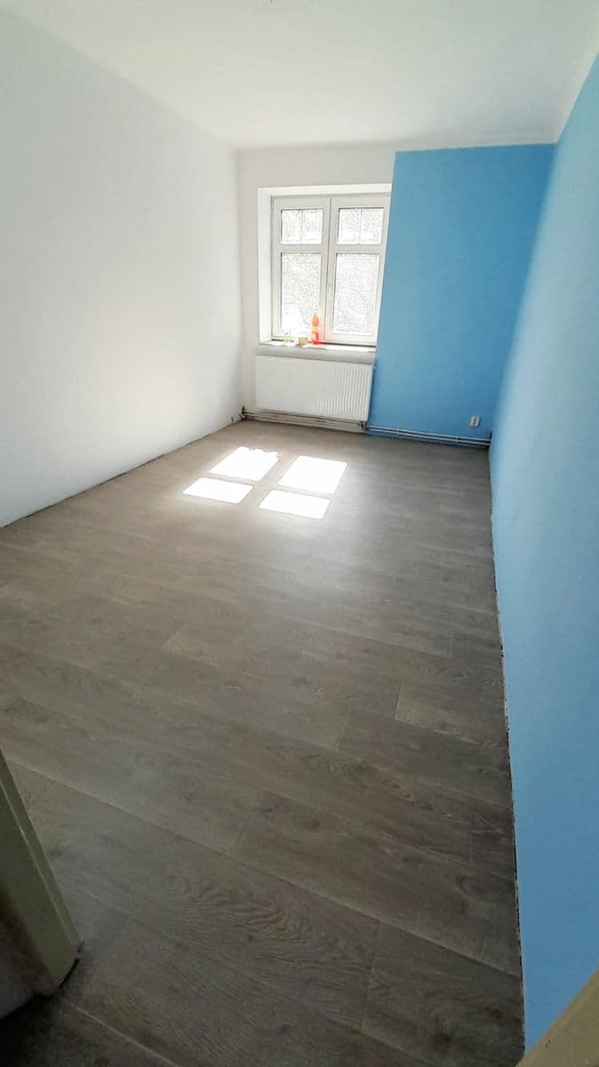 3 bedroom flat to rent, 74 m², Údolní, Desná, Liberecký Region 3 bedroom flat to rent, 74 m², Údolní, Desná, Liberecký Region