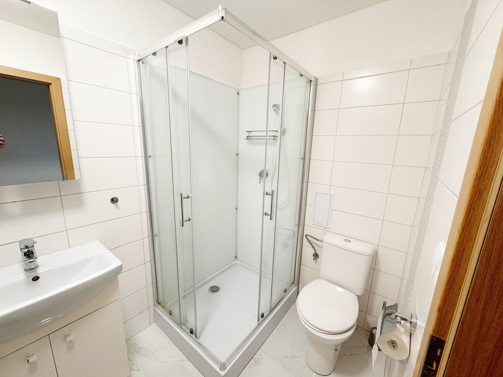 Studio flat to rent, 31 m², Obecní, Chyňava, Středočeský Region Studio flat to rent, 31 m², Obecní, Chyňava, Středočeský Region