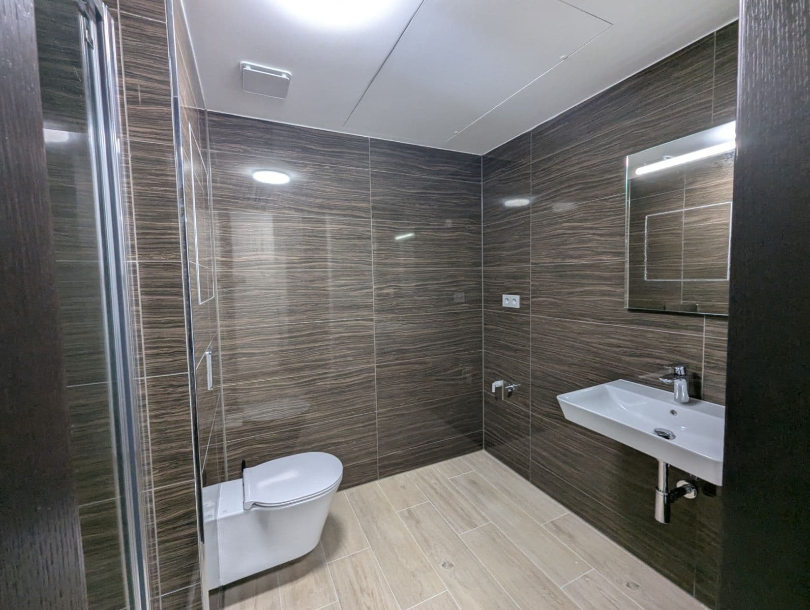 Studio flat to rent, 31 m², Třída Jiřího Pelikána, Olomouc, Olomoucký Region Studio flat to rent, 31 m², Třída Jiřího Pelikána, Olomouc, Olomoucký Region