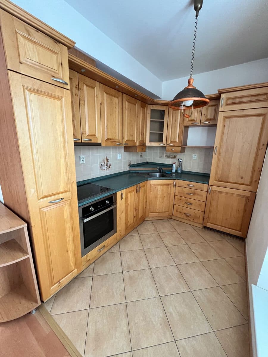 1 bedroom with open-plan kitchen flat to rent, 70 m², Vrchlického, Jihlava, Vysočina Region 1 bedroom with open-plan kitchen flat to rent, 70 m², Vrchlického, Jihlava, Vysočina Region
