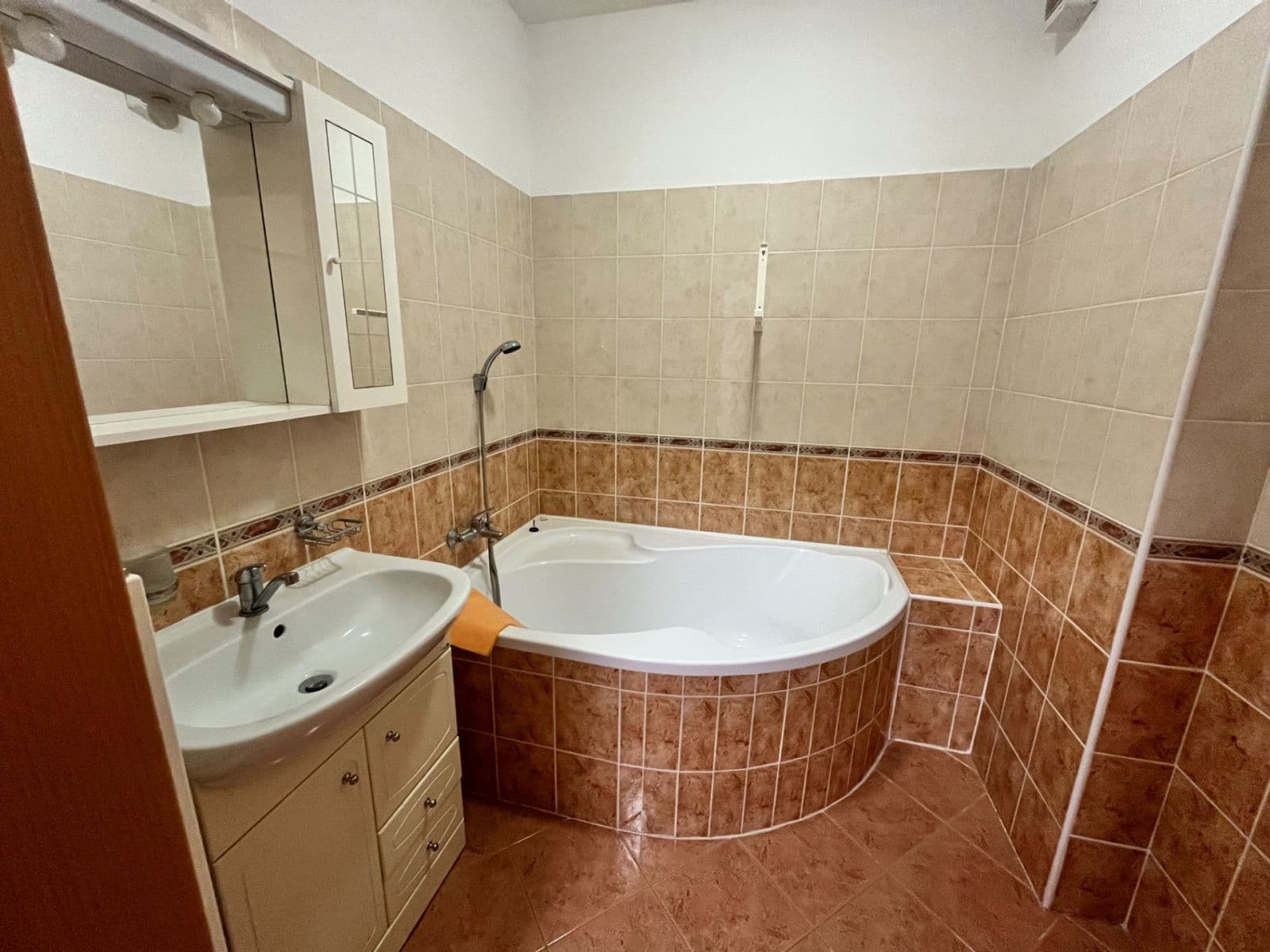 1 bedroom with open-plan kitchen flat to rent, 70 m², Vrchlického, Jihlava, Vysočina Region 1 bedroom with open-plan kitchen flat to rent, 70 m², Vrchlického, Jihlava, Vysočina Region