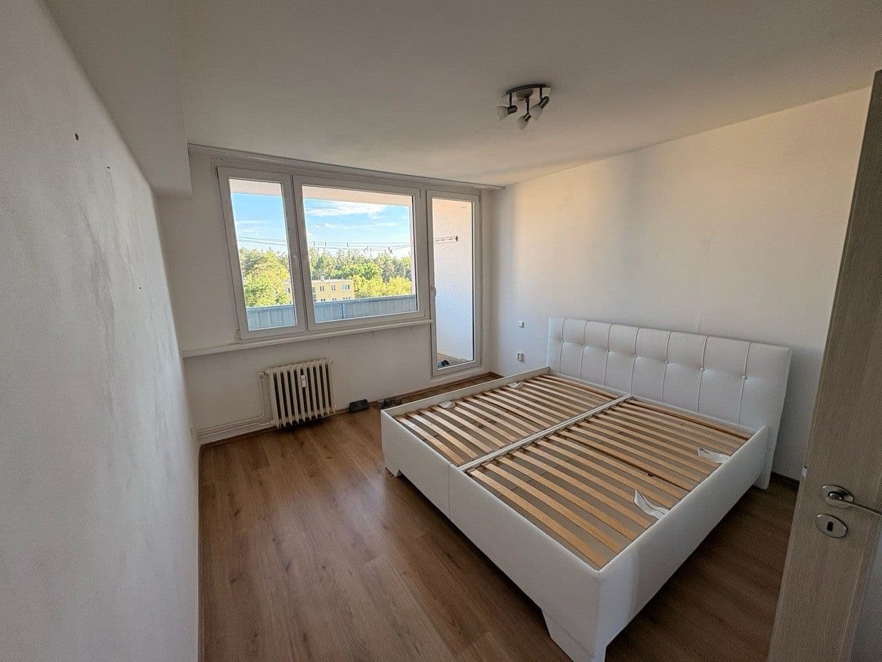 1 bedroom with open-plan kitchen flat to rent, 47 m², Moskevská, Kladno, Středočeský Region 1 bedroom with open-plan kitchen flat to rent, 47 m², Moskevská, Kladno, Středočeský Region