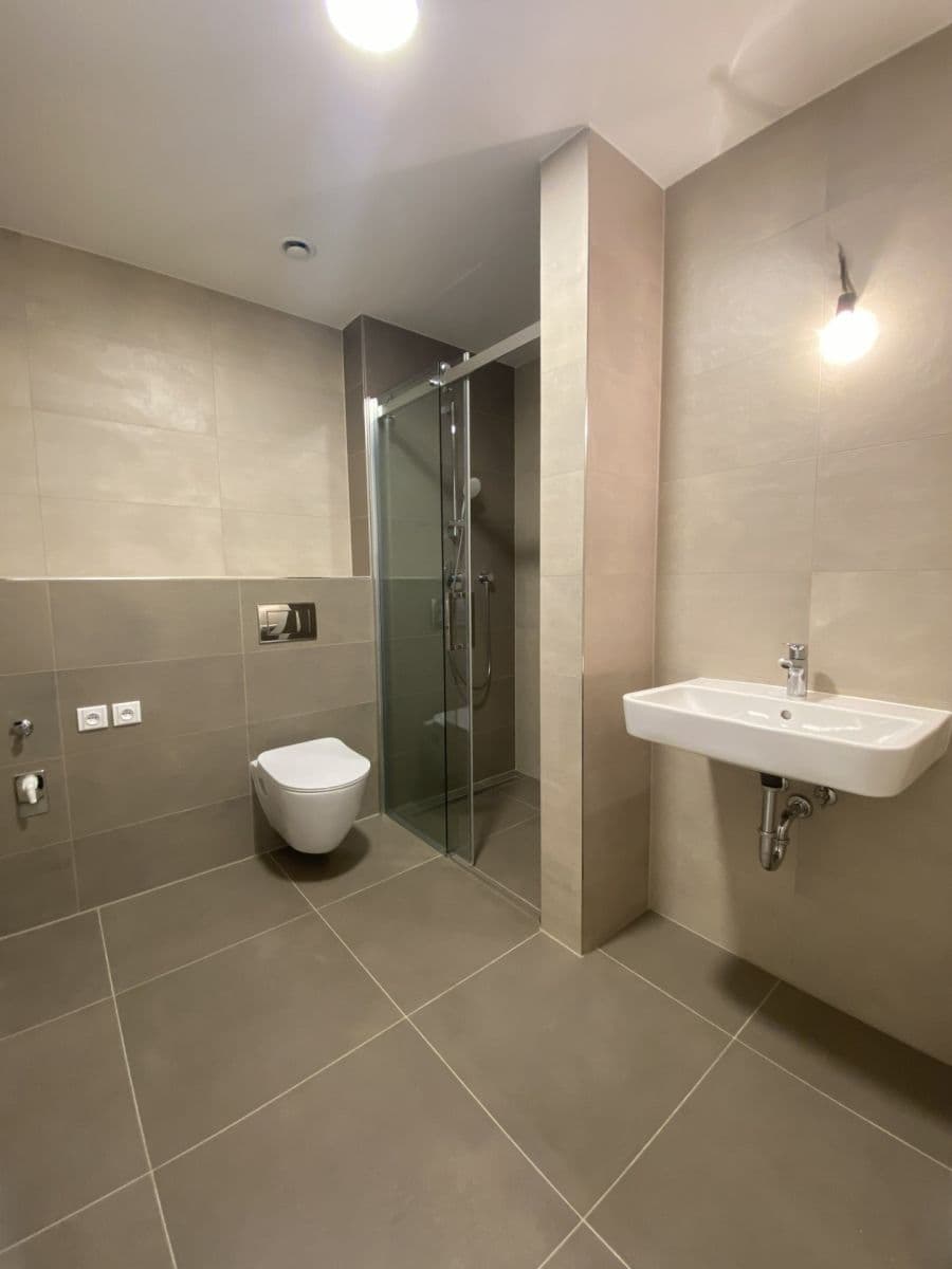 Studio flat to rent, 33 m², Nebřenická, Prague, Prague Studio flat to rent, 33 m², Nebřenická, Prague, Prague