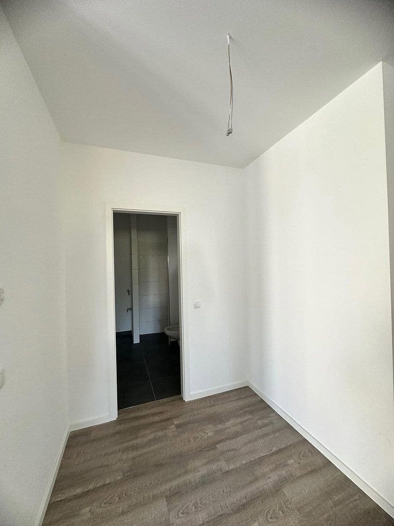4 bedroom flat to rent, 103 m², Regener Straße 65, Berlin, Berlin 4 bedroom flat to rent, 103 m², Regener Straße 65, Berlin, Berlin