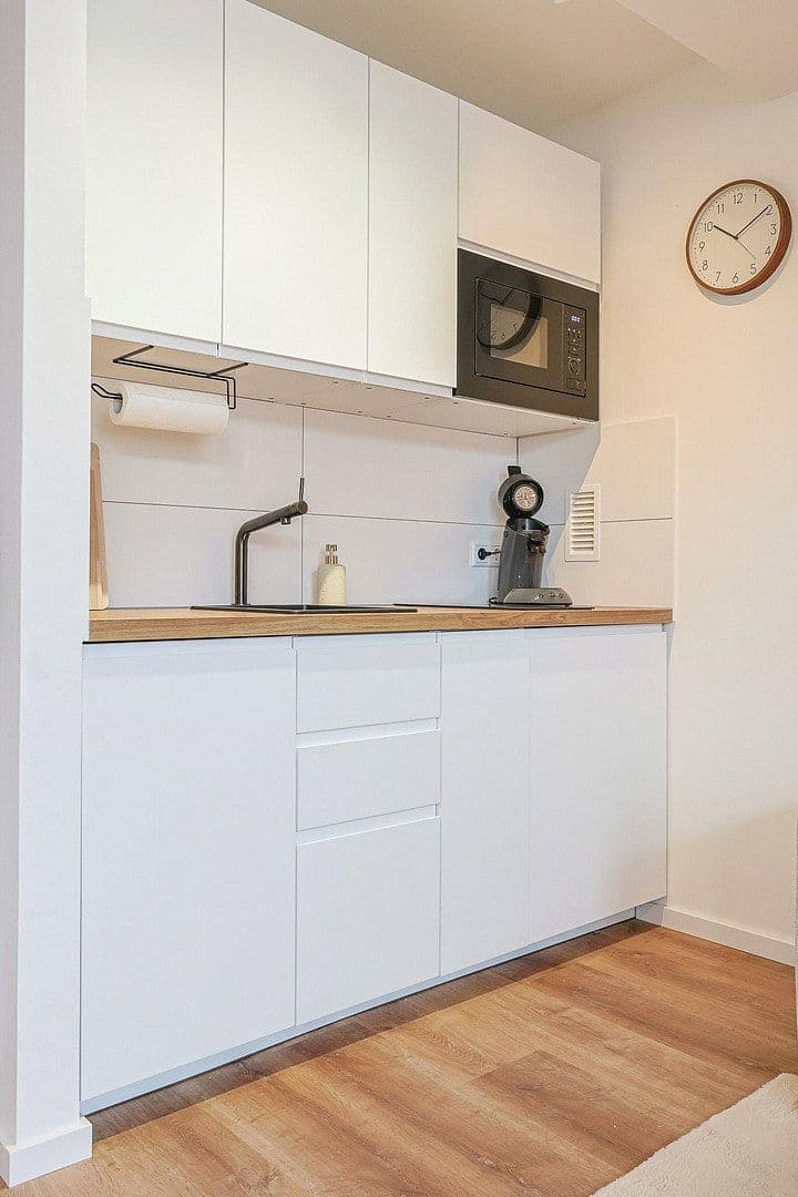 1 bedroom flat to rent, 25 m², Bagelstr. 98, Düsseldorf, North Rhine-Westphalia 1 bedroom flat to rent, 25 m², Bagelstr. 98, Düsseldorf, North Rhine-Westphalia