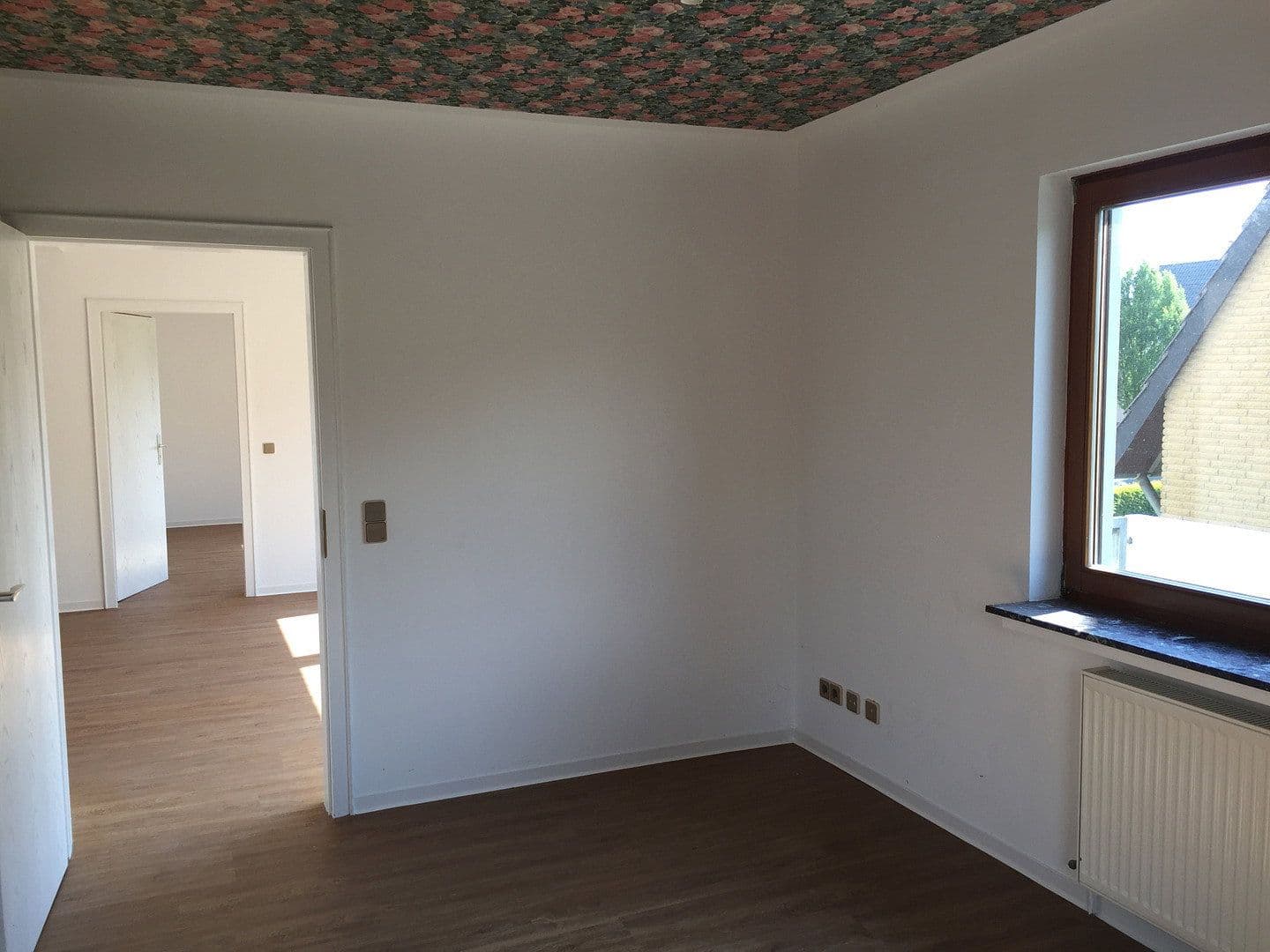 flat to rent, 100 m², Eickumer Str. 35, Bielefeld, North Rhine-Westphalia flat to rent, 100 m², Eickumer Str. 35, Bielefeld, North Rhine-Westphalia
