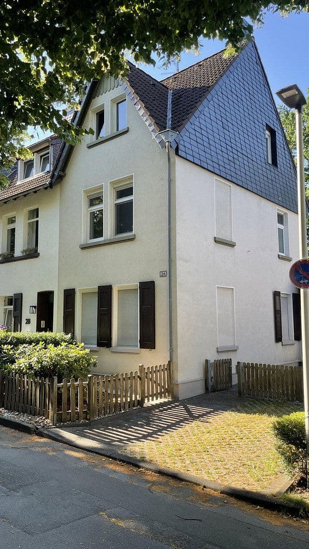 house for sale, 120 m², Hilden, North Rhine-Westphalia house for sale, 120 m², Hilden, North Rhine-Westphalia
