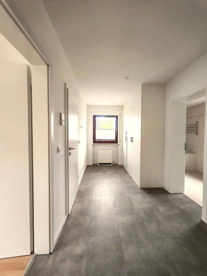 3 bedroom flat to rent, 84 m², Kameruner Str., München, Bavaria 3 bedroom flat to rent, 84 m², Kameruner Str., München, Bavaria