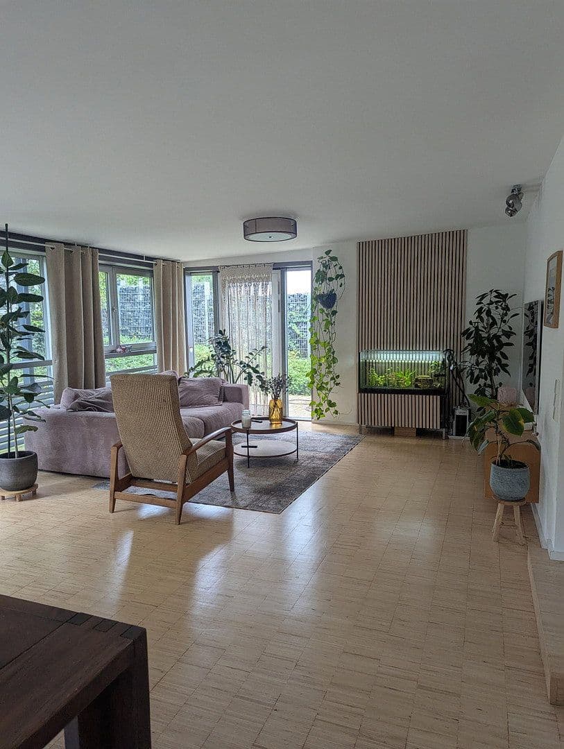 house for sale, 250 m², Korntal-Münchingen, Baden-Württemberg house for sale, 250 m², Korntal-Münchingen, Baden-Württemberg