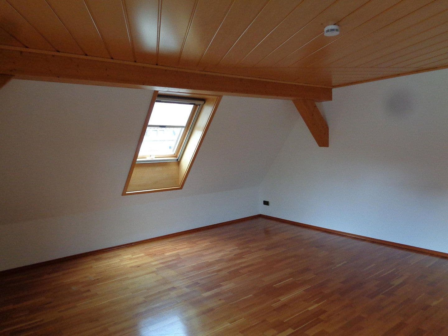 2 bedroom with open-plan kitchen flat to rent, 93 m², Sulz am Neckar, Baden-Württemberg 2 bedroom with open-plan kitchen flat to rent, 93 m², Sulz am Neckar, Baden-Württemberg