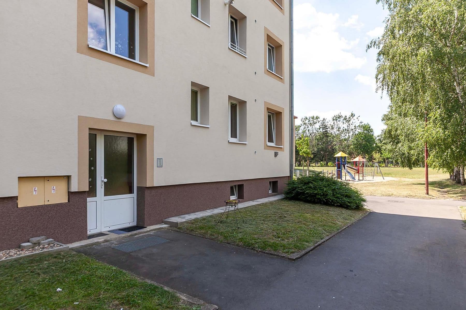 3 bedroom flat for sale, 65 m², V Sídlišti, Horní Beřkovice, Ústecký Region 3 bedroom flat for sale, 65 m², V Sídlišti, Horní Beřkovice, Ústecký Region