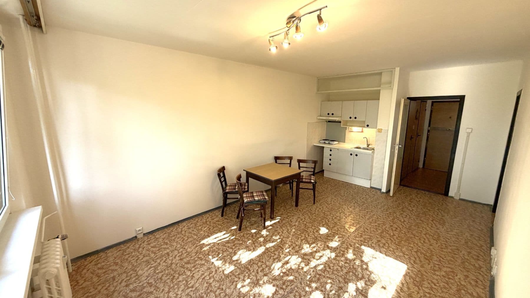 Studio flat to rent, 30 m², Nad Opatovem, Prague, Prague Studio flat to rent, 30 m², Nad Opatovem, Prague, Prague