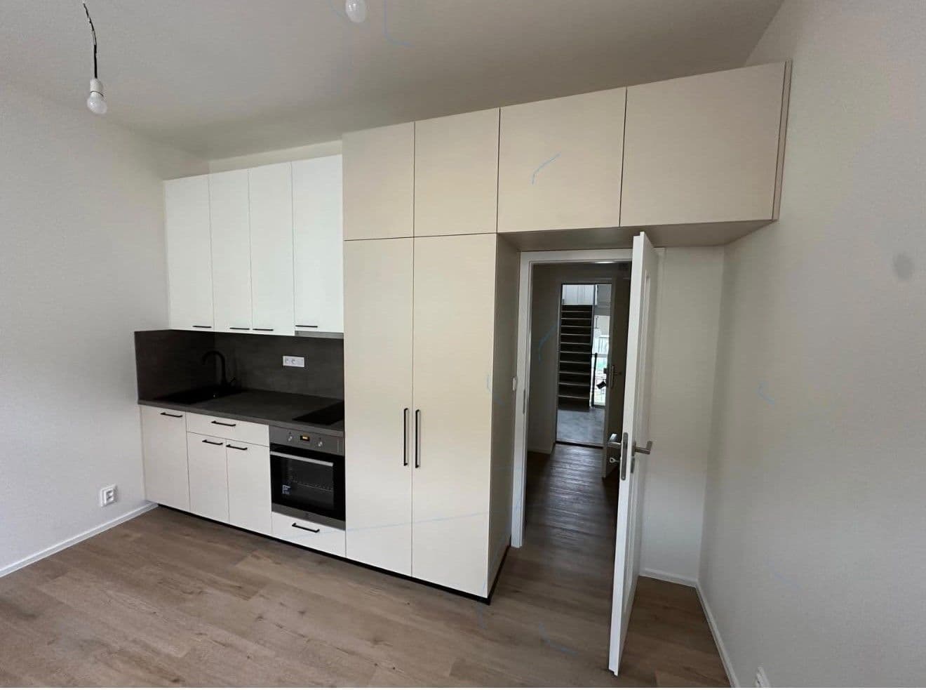 Studio flat to rent, 20 m², Kolmá, Prague, Prague Studio flat to rent, 20 m², Kolmá, Prague, Prague