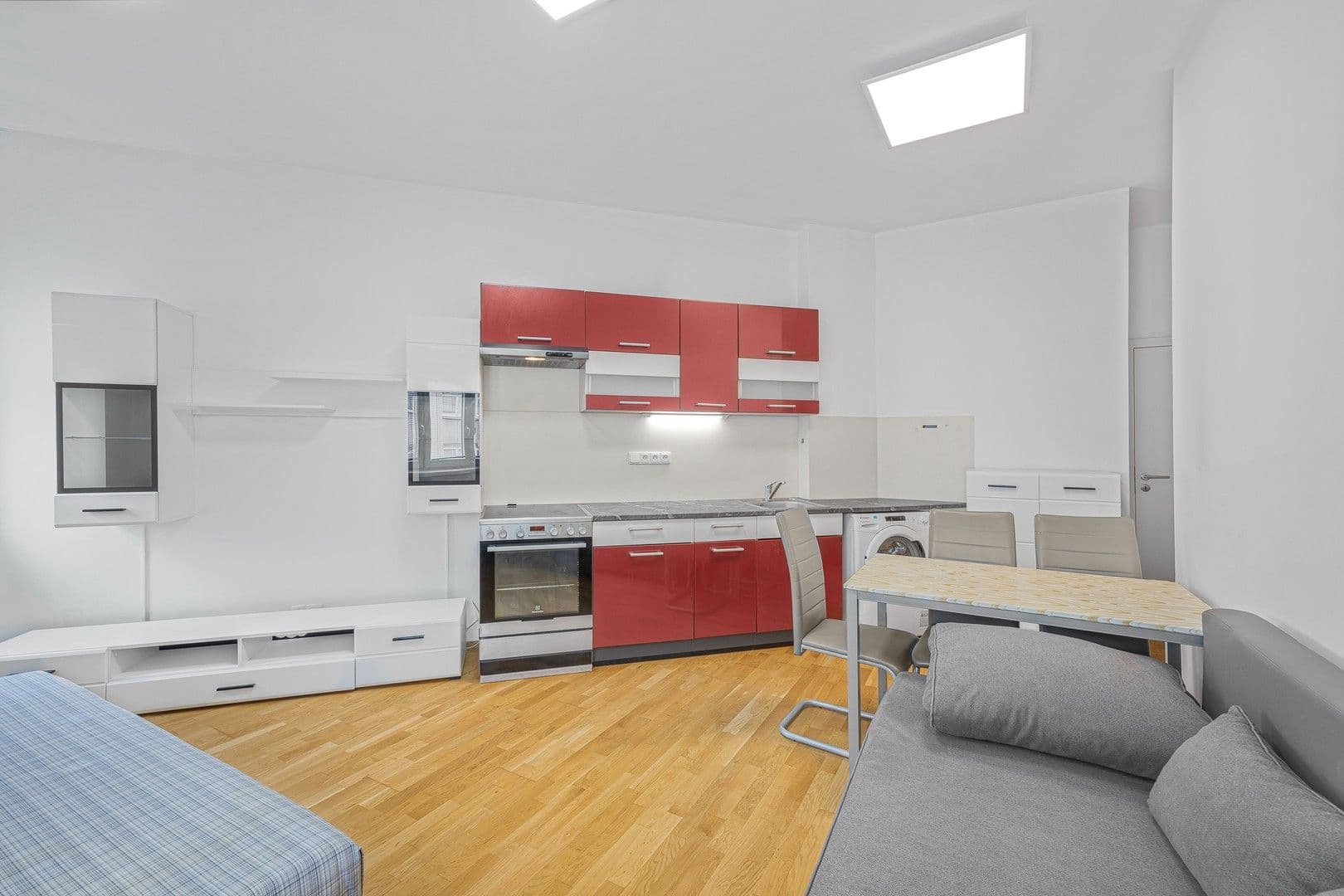 Studio flat to rent, 25 m², Lihovarská, Prague, Prague Studio flat to rent, 25 m², Lihovarská, Prague, Prague