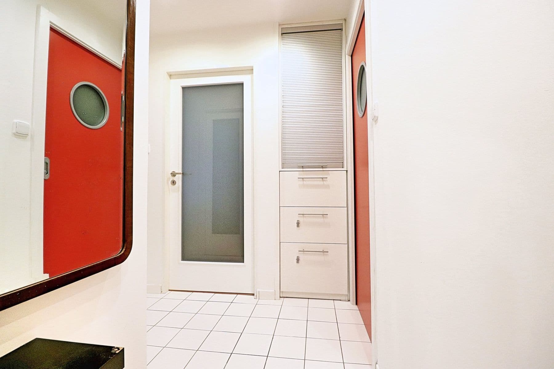 3 bedroom with open-plan kitchen flat to rent, 84 m², Na Okrouhlíku, Prague, Prague 3 bedroom with open-plan kitchen flat to rent, 84 m², Na Okrouhlíku, Prague, Prague