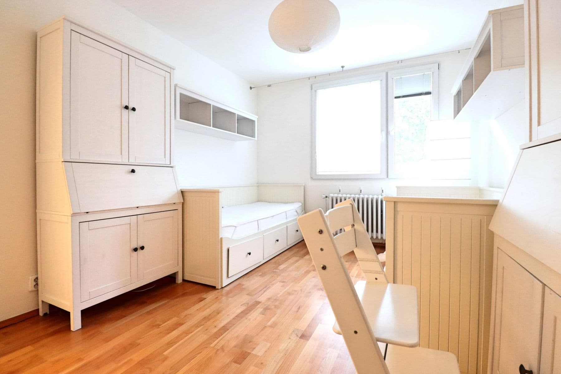 3 bedroom with open-plan kitchen flat to rent, 84 m², Na Okrouhlíku, Prague, Prague 3 bedroom with open-plan kitchen flat to rent, 84 m², Na Okrouhlíku, Prague, Prague