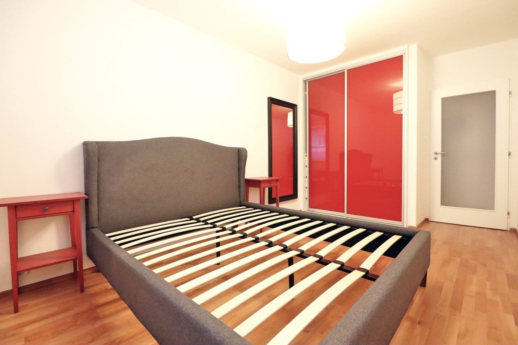 3 bedroom with open-plan kitchen flat to rent, 84 m², Na Okrouhlíku, Prague, Prague 3 bedroom with open-plan kitchen flat to rent, 84 m², Na Okrouhlíku, Prague, Prague