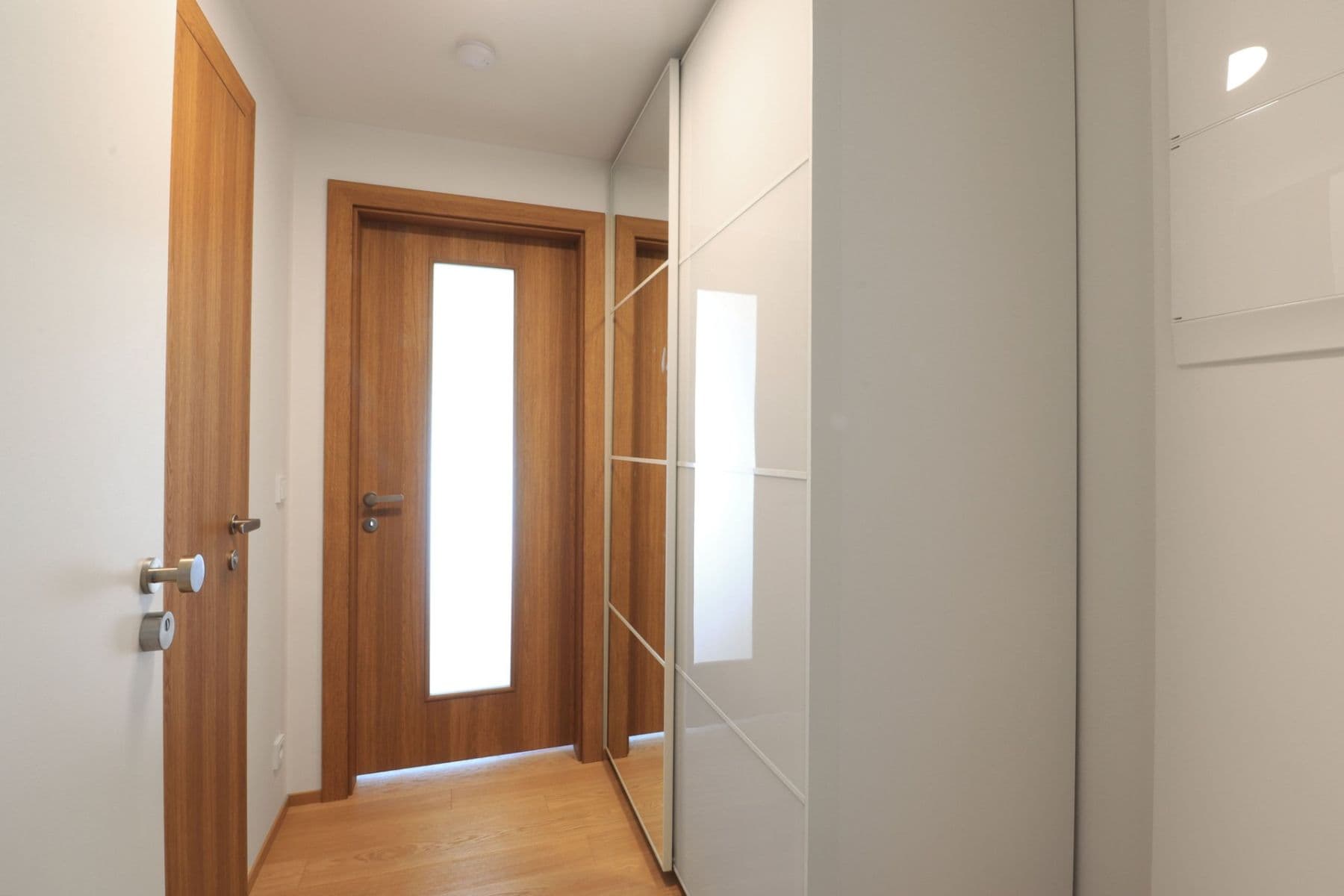 Studio flat to rent, 32 m², Hodonínská, Prague, Prague Studio flat to rent, 32 m², Hodonínská, Prague, Prague