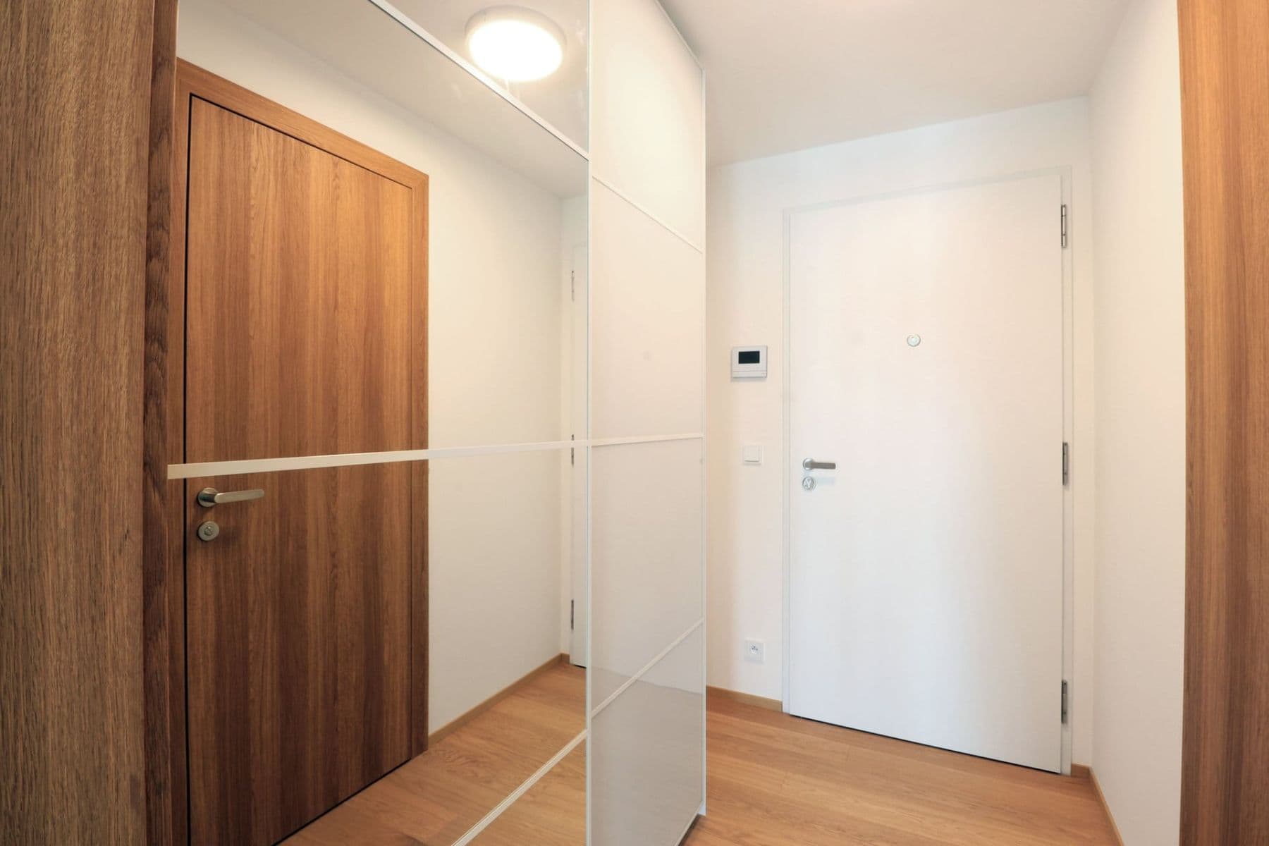 Studio flat to rent, 32 m², Hodonínská, Prague, Prague Studio flat to rent, 32 m², Hodonínská, Prague, Prague