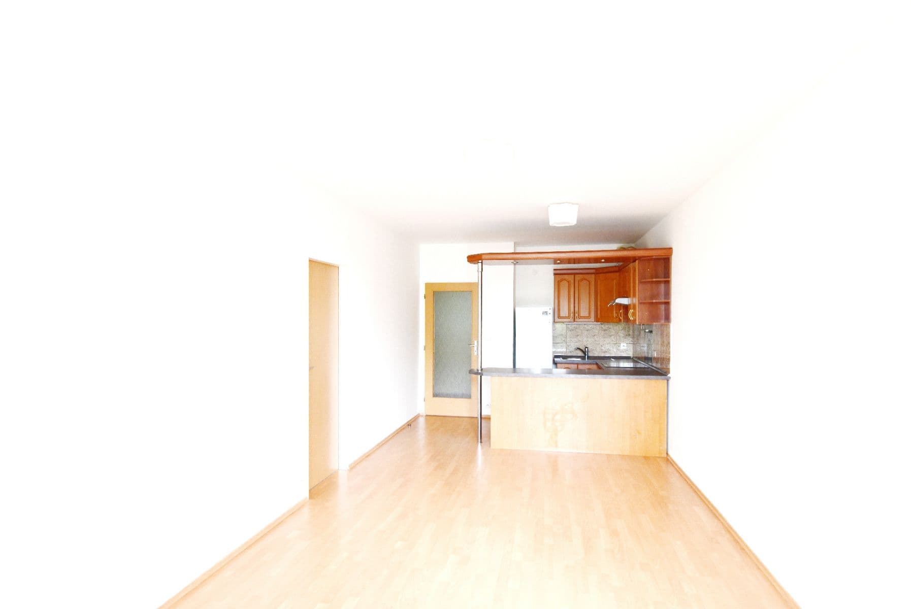 1 bedroom with open-plan kitchen flat to rent, 58 m², Zlonická, Prague, Prague 1 bedroom with open-plan kitchen flat to rent, 58 m², Zlonická, Prague, Prague