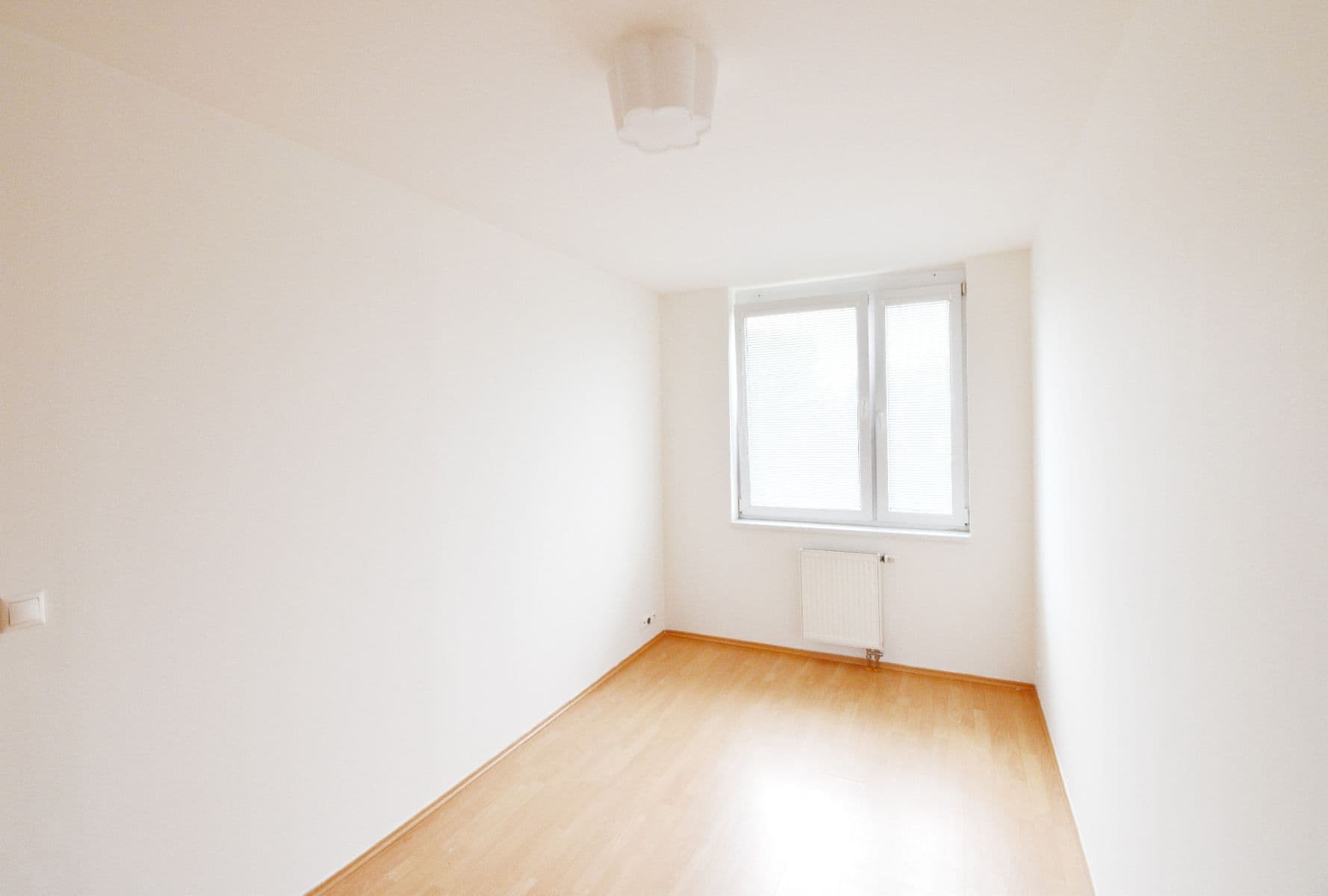 1 bedroom with open-plan kitchen flat to rent, 58 m², Zlonická, Prague, Prague 1 bedroom with open-plan kitchen flat to rent, 58 m², Zlonická, Prague, Prague