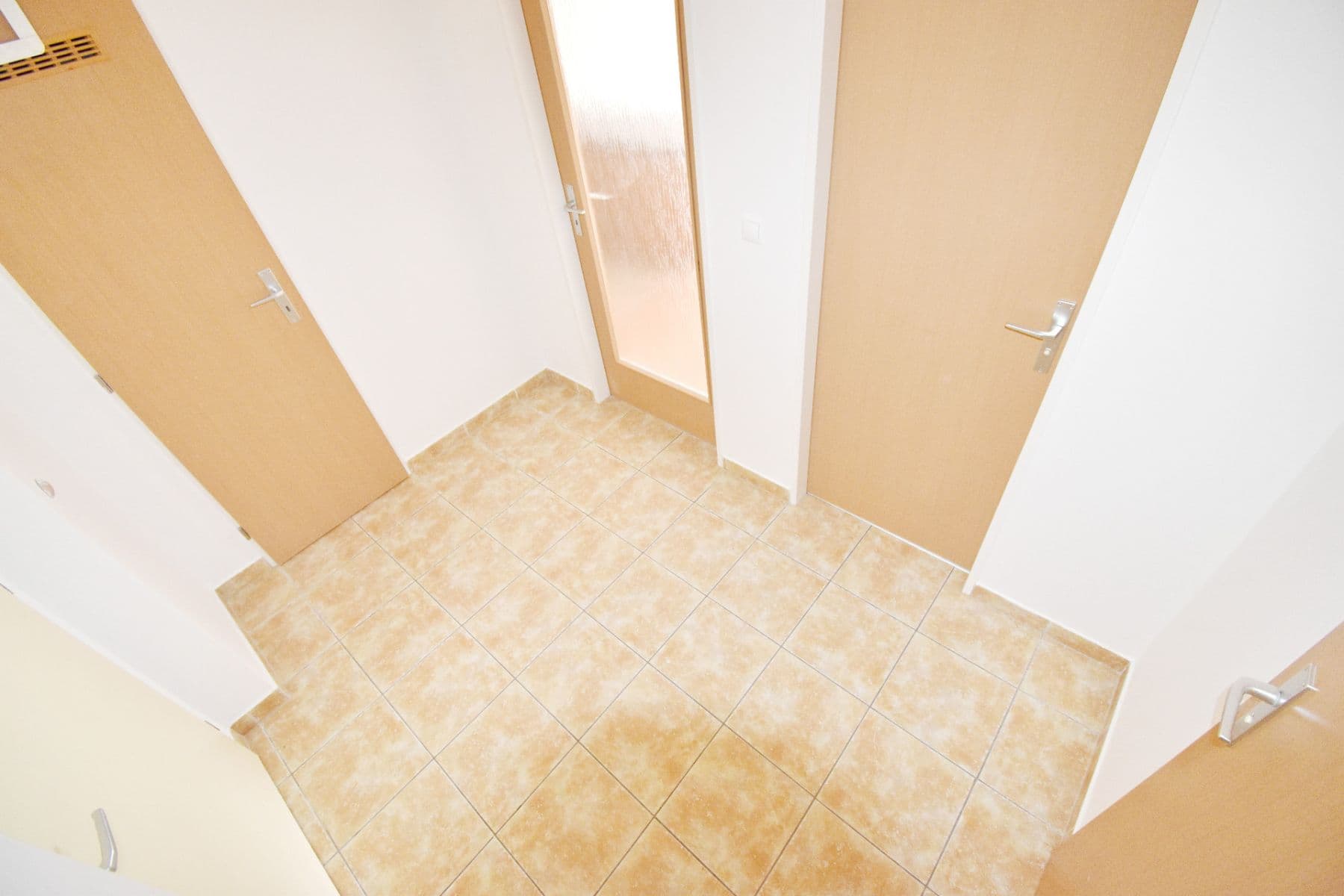 1 bedroom with open-plan kitchen flat to rent, 58 m², Zlonická, Prague, Prague 1 bedroom with open-plan kitchen flat to rent, 58 m², Zlonická, Prague, Prague