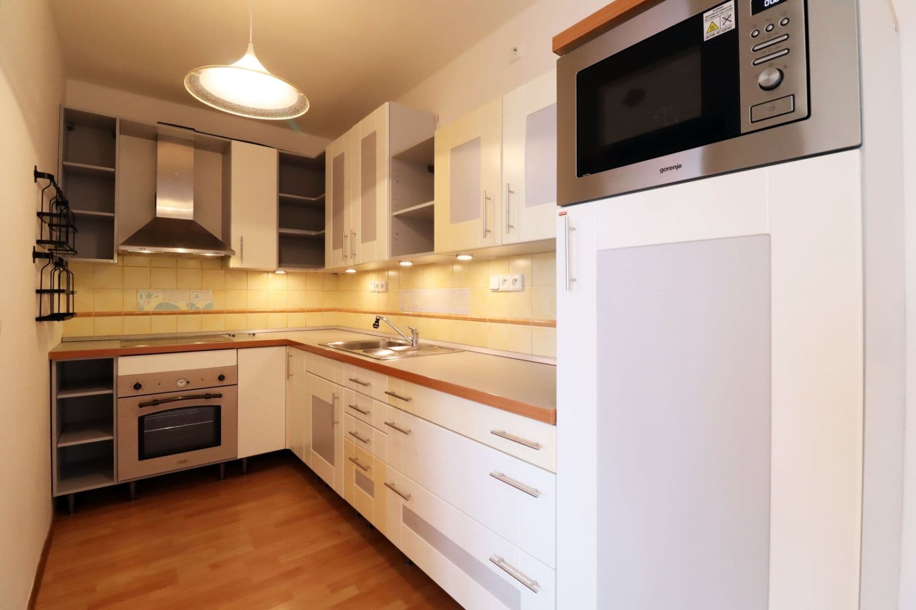 1 bedroom with open-plan kitchen flat to rent, 46 m², Ve Stromkách, Vestec, Středočeský Region 1 bedroom with open-plan kitchen flat to rent, 46 m², Ve Stromkách, Vestec, Středočeský Region