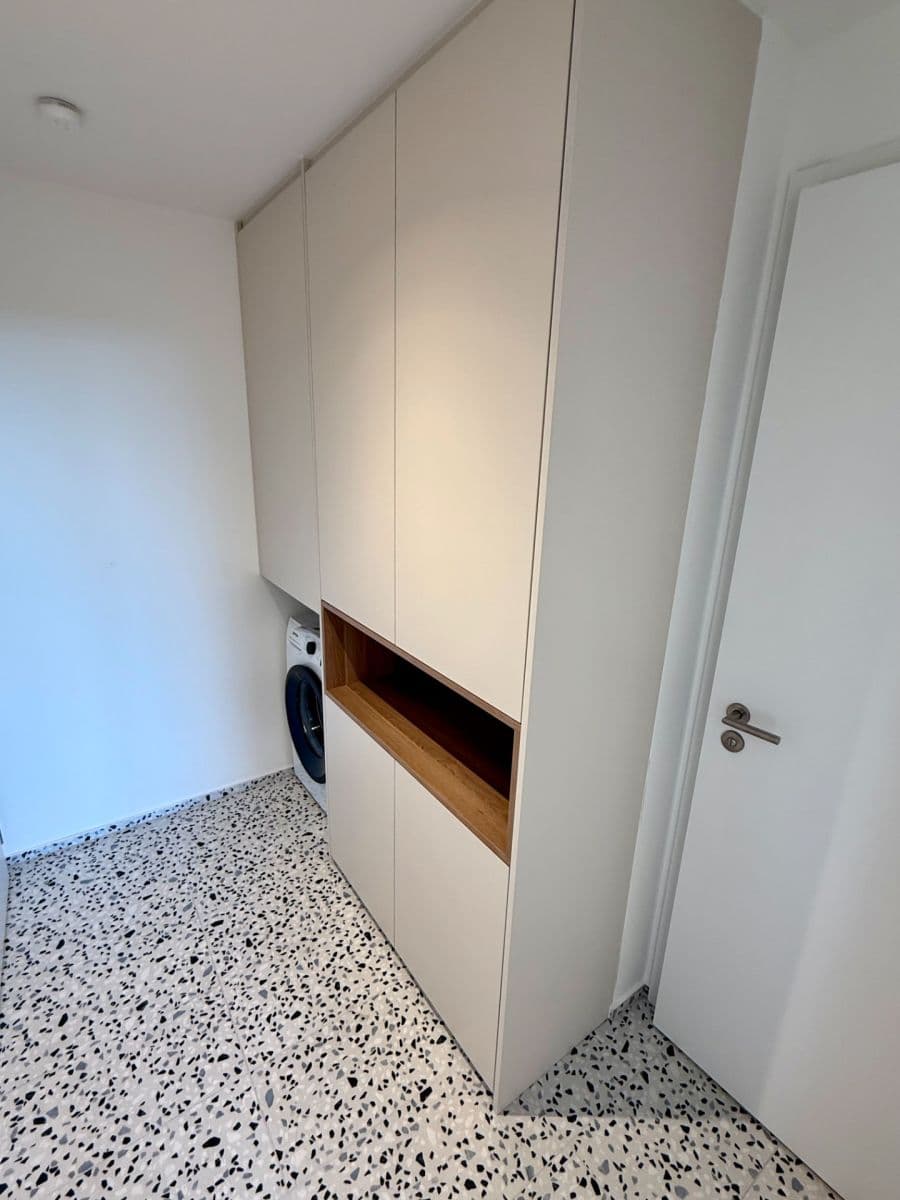 Studio flat to rent, 40 m², U Komína, Prague, Prague Studio flat to rent, 40 m², U Komína, Prague, Prague