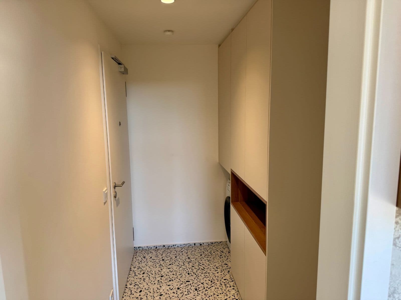 Studio flat to rent, 40 m², U Komína, Prague, Prague Studio flat to rent, 40 m², U Komína, Prague, Prague