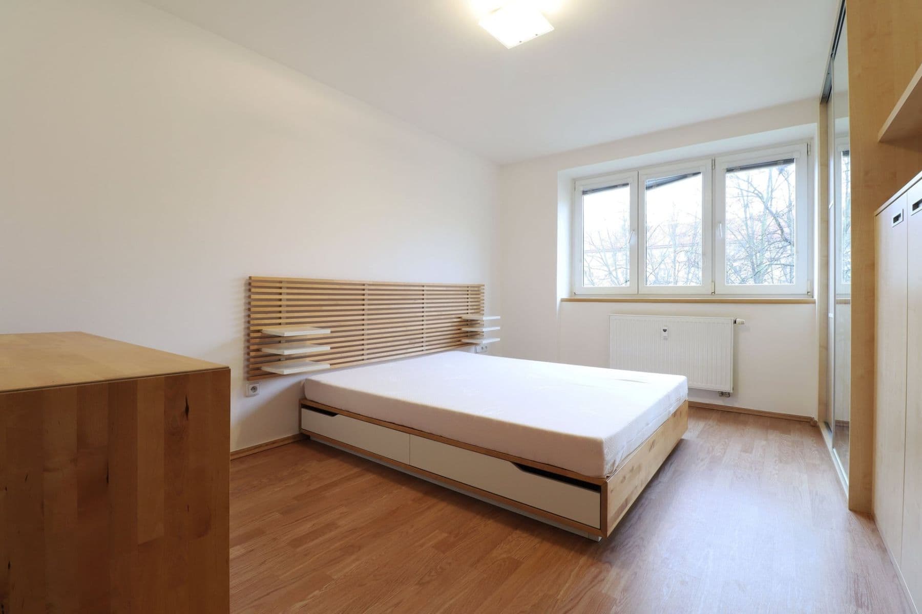 1 bedroom with open-plan kitchen flat to rent, 51 m², Unhošťská, Kladno, Středočeský Region 1 bedroom with open-plan kitchen flat to rent, 51 m², Unhošťská, Kladno, Středočeský Region