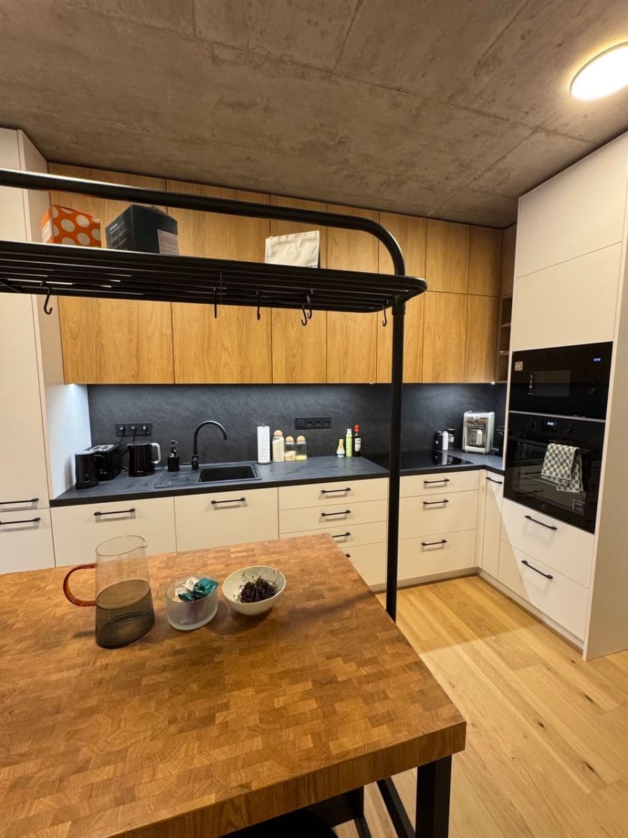 2 bedroom with open-plan kitchen flat for sale, 73 m², Kolbenova, Prague, Prague 2 bedroom with open-plan kitchen flat for sale, 73 m², Kolbenova, Prague, Prague