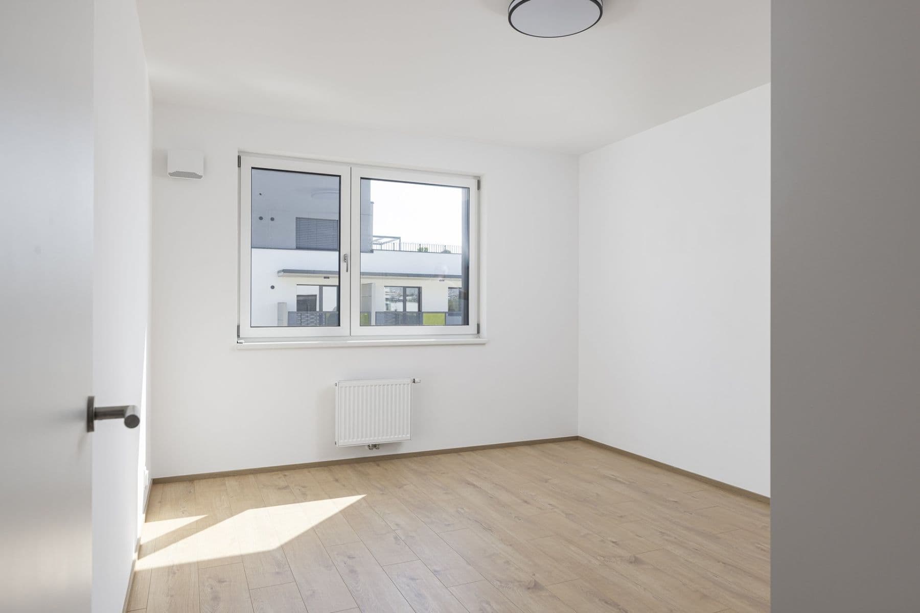 1 bedroom with open-plan kitchen flat to rent, 56 m², Nebřenická, Prague, Prague 1 bedroom with open-plan kitchen flat to rent, 56 m², Nebřenická, Prague, Prague