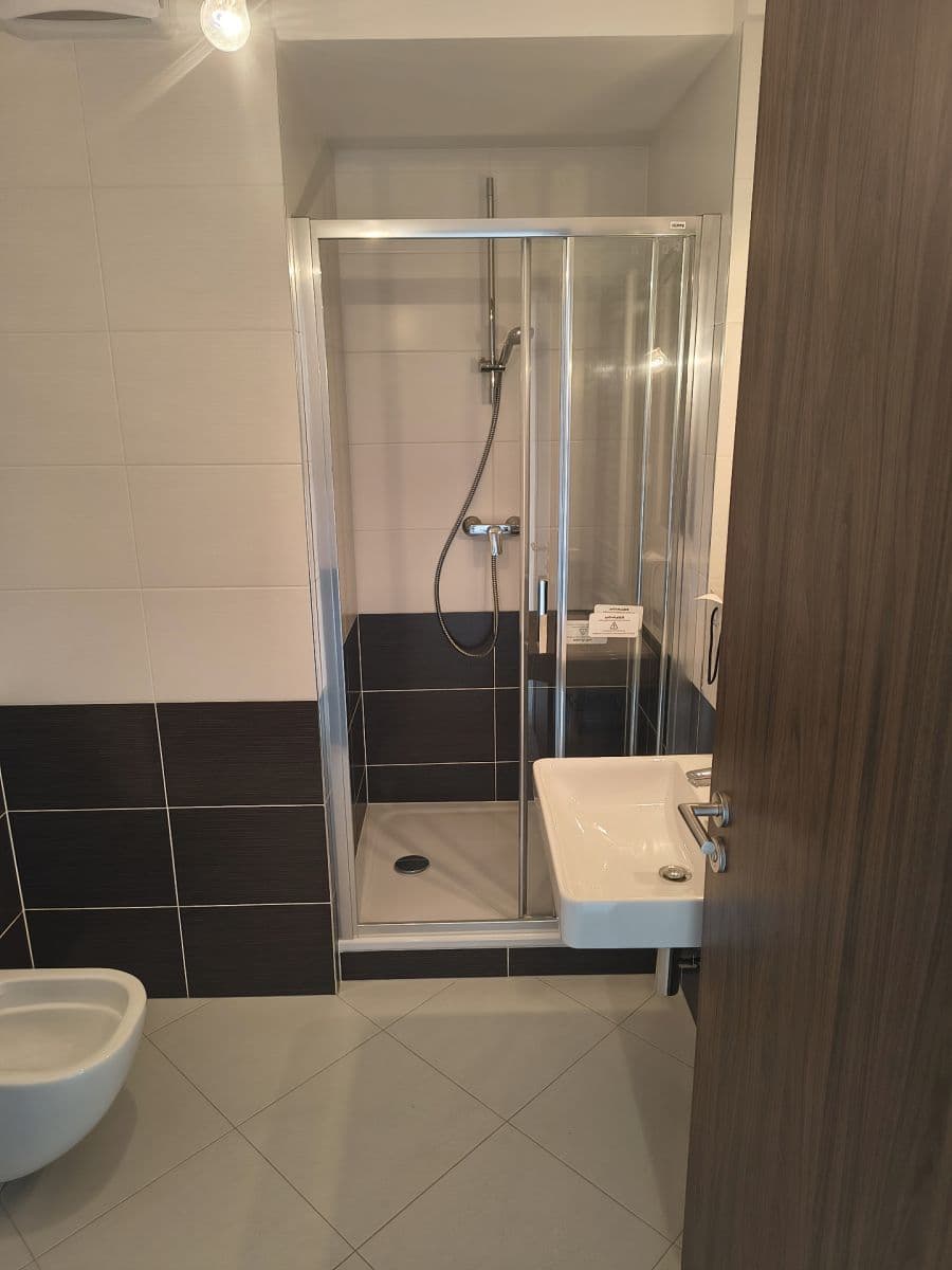 Studio flat to rent, 36 m², Pod Harfou, Prague, Prague Studio flat to rent, 36 m², Pod Harfou, Prague, Prague