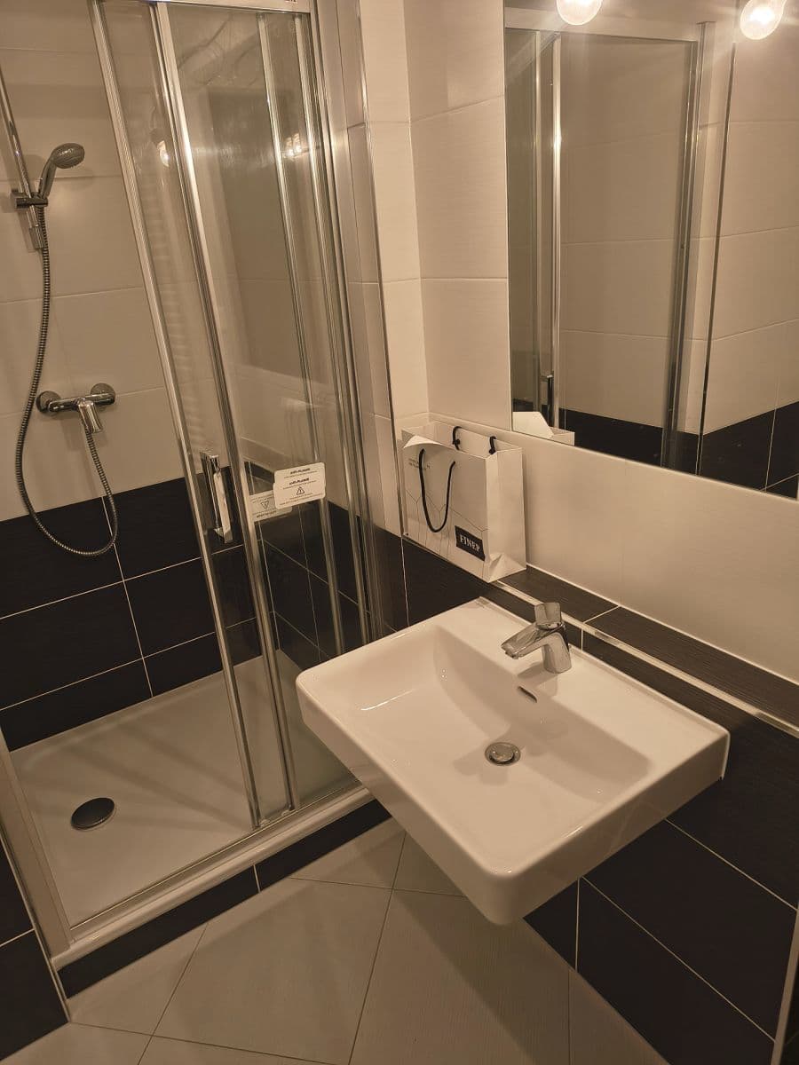Studio flat to rent, 36 m², Pod Harfou, Prague, Prague Studio flat to rent, 36 m², Pod Harfou, Prague, Prague