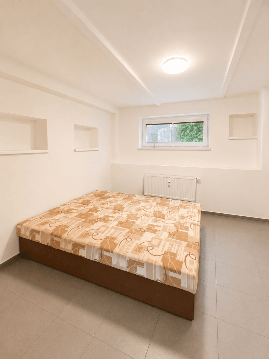 1 bedroom with open-plan kitchen flat to rent, 36 m², Sadařská, Brno, Jihomoravský Region 1 bedroom with open-plan kitchen flat to rent, 36 m², Sadařská, Brno, Jihomoravský Region