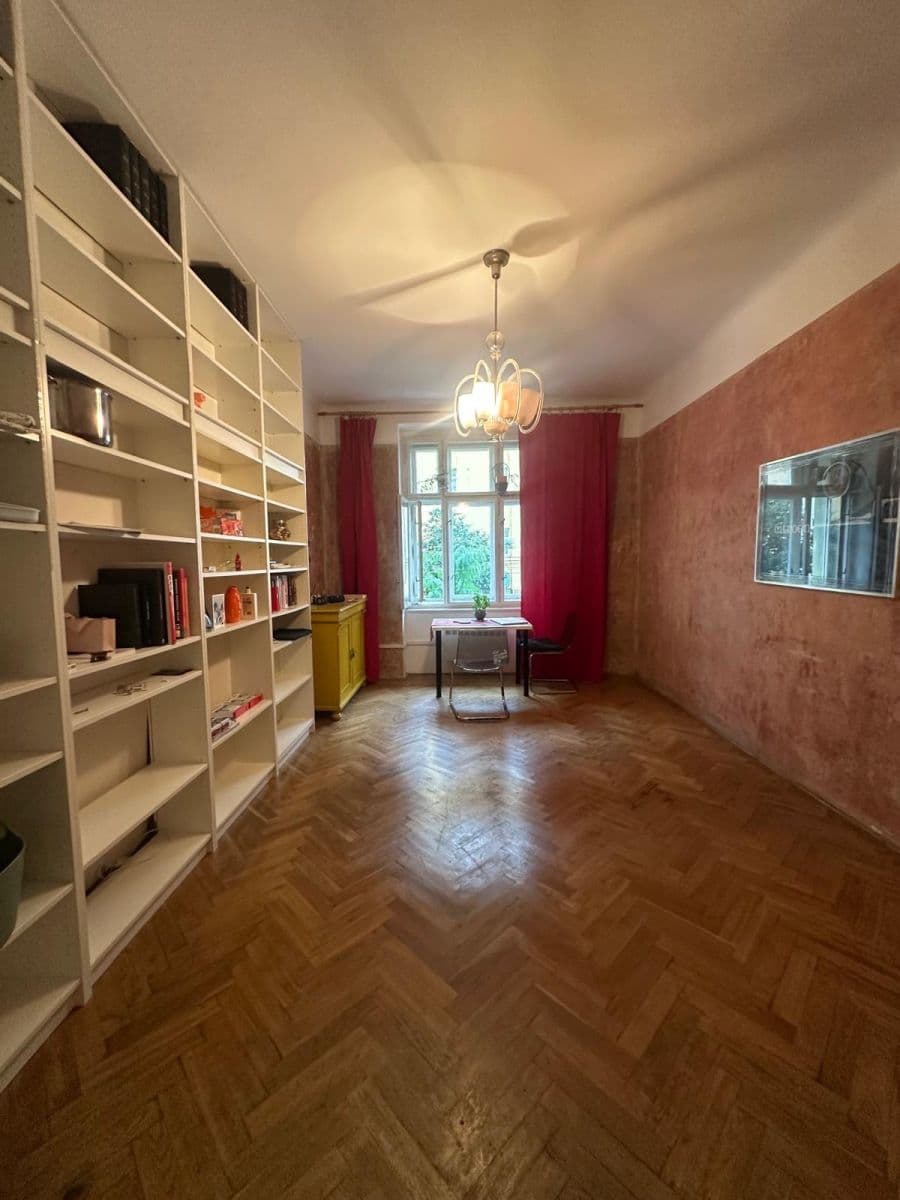 1 bedroom with open-plan kitchen flat to rent, 50 m², Jaromírova, Prague, Prague 1 bedroom with open-plan kitchen flat to rent, 50 m², Jaromírova, Prague, Prague