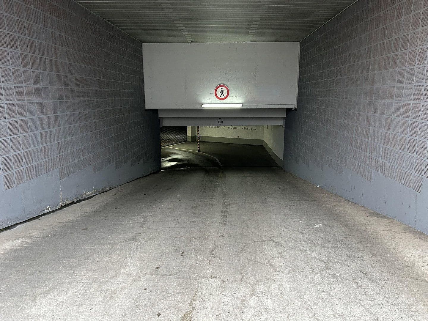 garage for sale, 0 m², Leipziger Str. 2b, Markranstädt, Saxony garage for sale, 0 m², Leipziger Str. 2b, Markranstädt, Saxony